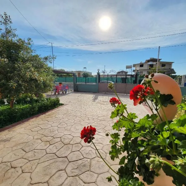 Villa Orange, hotel in Vlorë