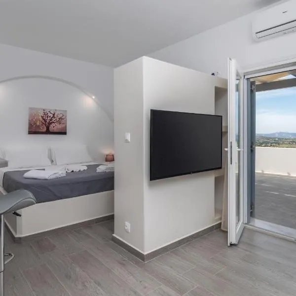 Sunset Village 3، فندق في Paleochori