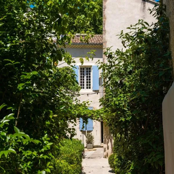 Hôtel LA MARGELLE – hotel w mieście Pernes-les-Fontaines