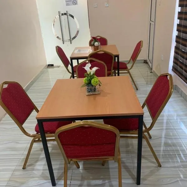 T Golden Villa, Hotel in Enugu