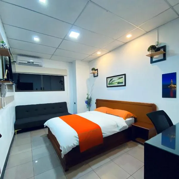 Hotel Madrigal, hótel í Portoviejo