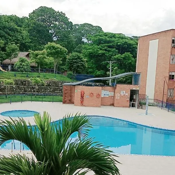 Ibagué में, होटल Apartamento Amoblado en Ibague