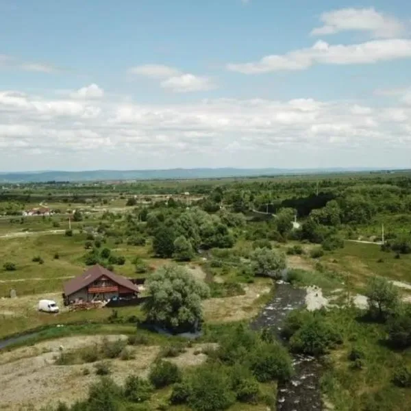 La Văru, hotel in Cîrţişoara