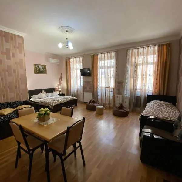 Guest house Lusia, hotel v destinaci Tbilisi City