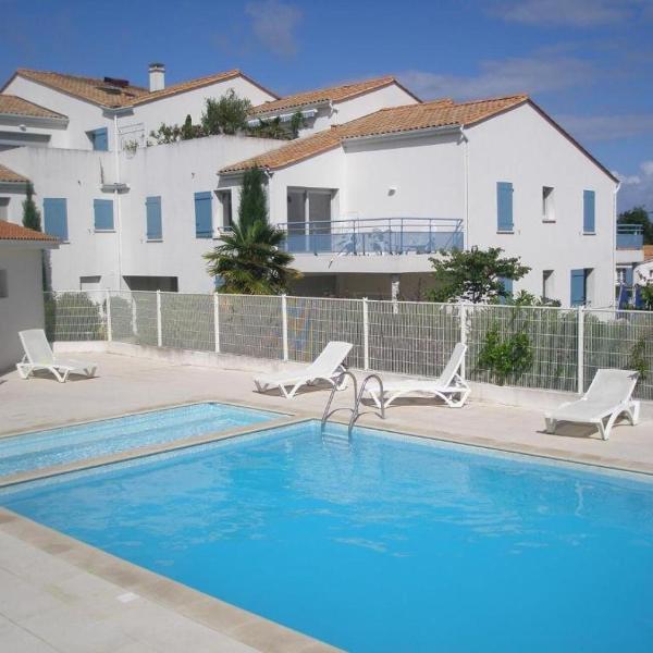 Maison 60m² avec terrasse, piscine, parking privé, à 10 min de la plage - Animaux acceptés - FR-1-494-14