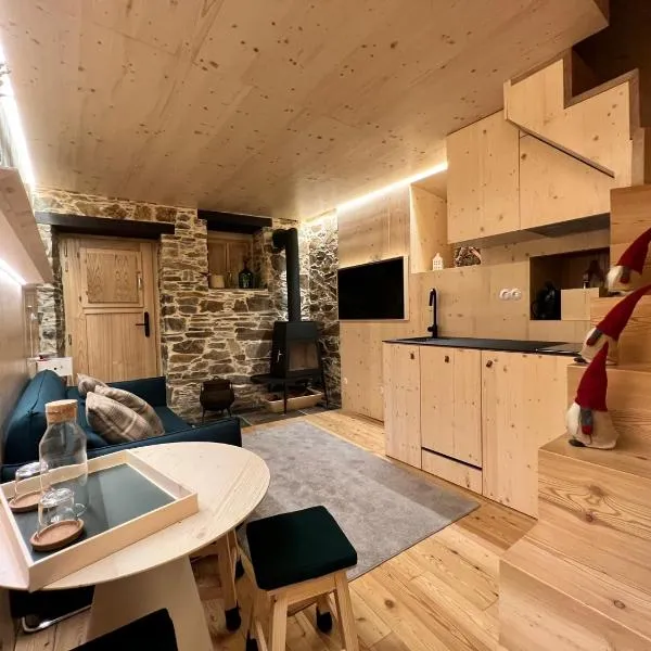 Casas do Talasnal, ξενοδοχείο σε Lousa