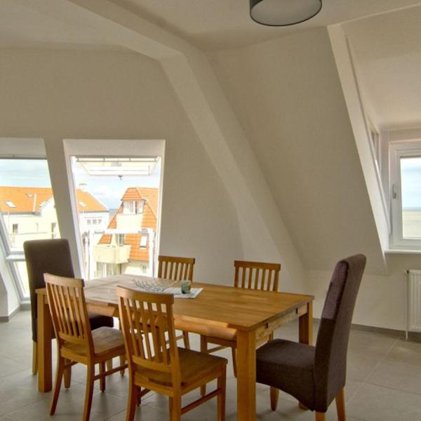 Hafenblick - komfortable, sonnendurchflutete Ferienwohnung