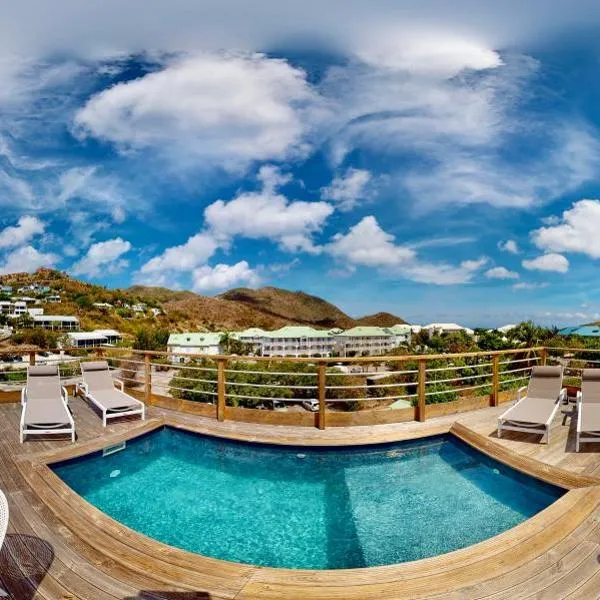 LES LAURIERS - PISCINE SUR LE TOIT - ANSE MARCEL, hotel v destinaci Anse Marcel 