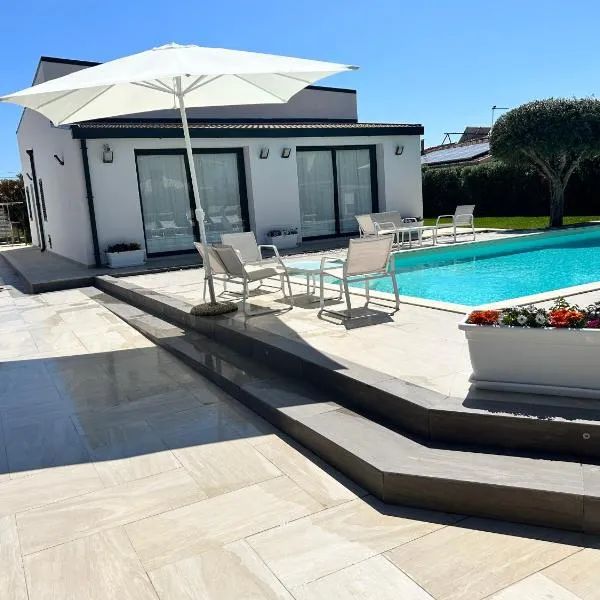 Villas Sport And Beach, hotel v destinaci Fanusa