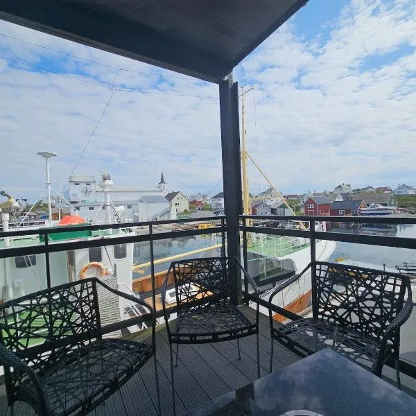 Fab 8 Sardinfabrikken - Fedje Island, Hotel in Fedje