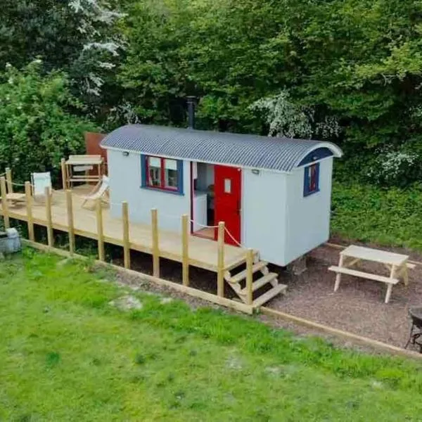 Cleo’s Hut, ξενοδοχείο σε Cowfold