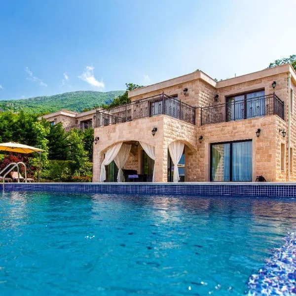 Oak Leaf Residences, hotell Budvas