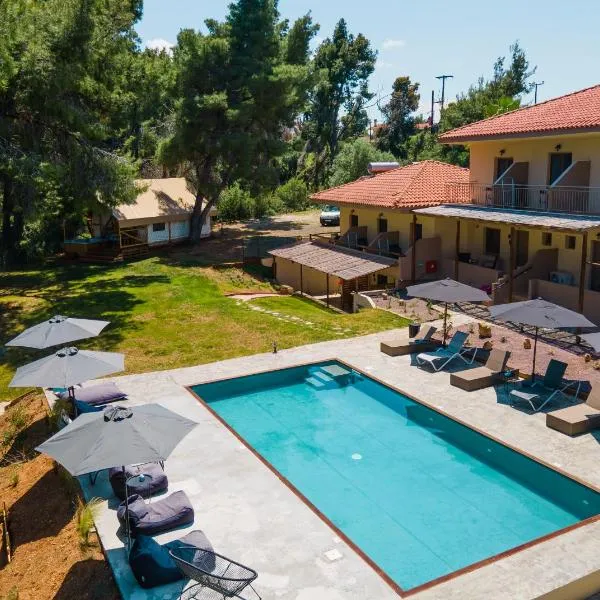Pefkon Suites, hotel in Afitos
