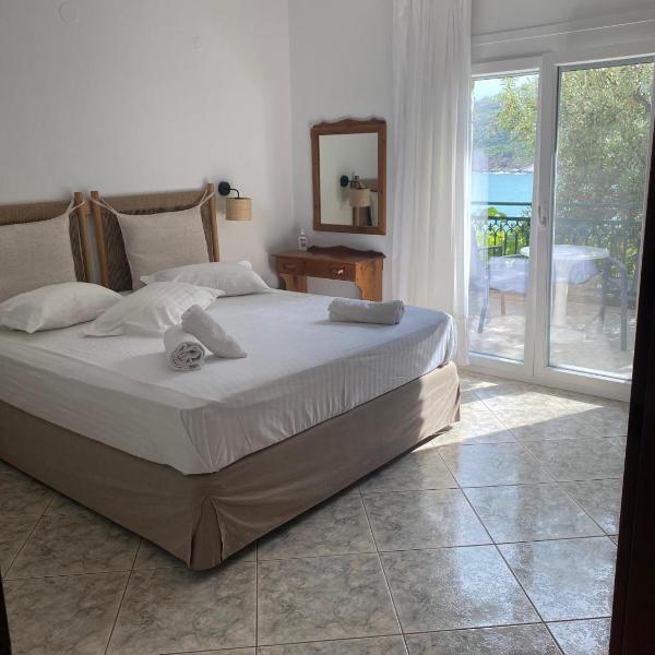 Petra Mare Apartments