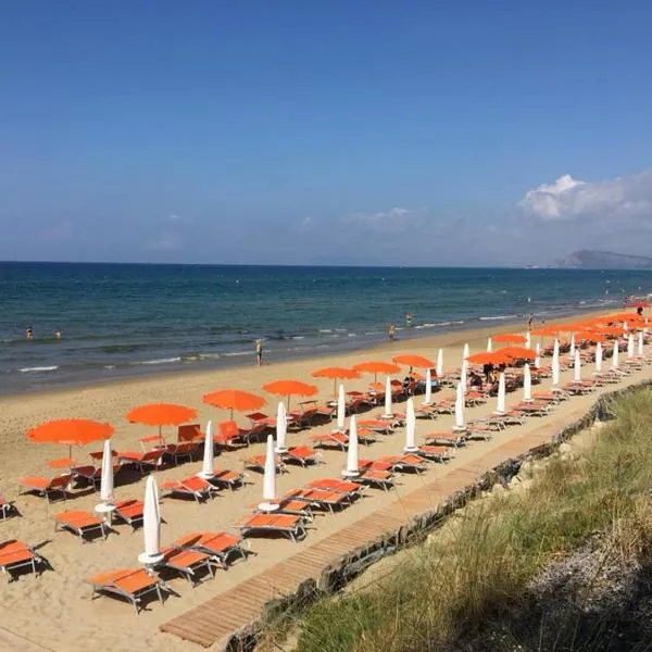 TAHITI, hotel in Fondi