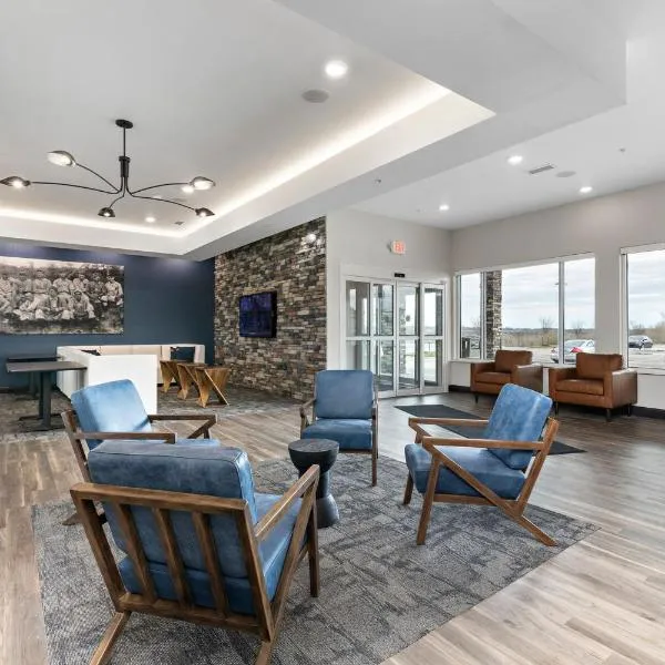 Holiday Inn Express Kansas City North Parkville by IHG，位于Parkville的酒店