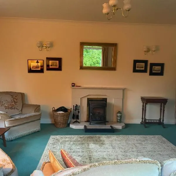 Cooper Hill R93R209, hotel in Carlow