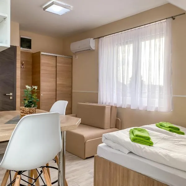 Fasor Vendégház, hôtel à Szeged