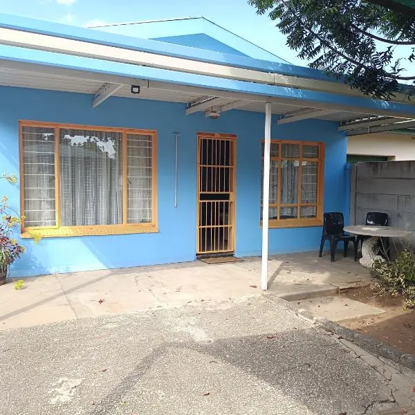 Suburbia, hotel in Rustenburg