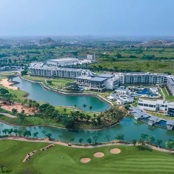 बंगलुरू में, होटल JW Marriott Hotel Bengaluru Prestige Golfshire Resort & Spa