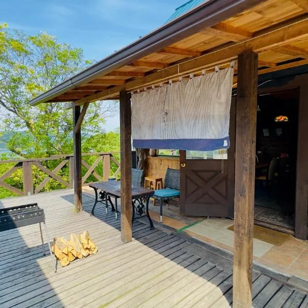 ログあした 船でしか行けない離島のヴィラ、Hinaseのホテル