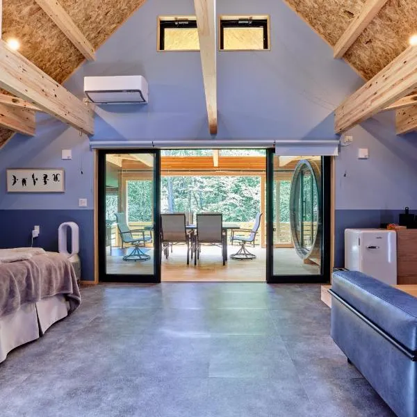 enico MtFuji Resort&Glamping, hotel v destinaci Narusawa