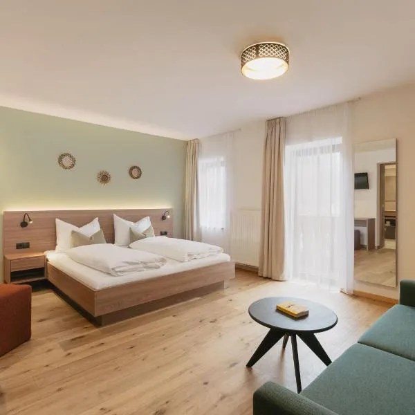 Hotel Gasthaus Post, hotel v destinaci Campo di Trens