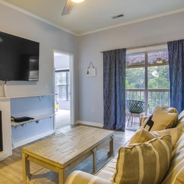 Condo with Pool Access about 2 Mi to Rehoboth Beach!, hotel in Dewey Beach