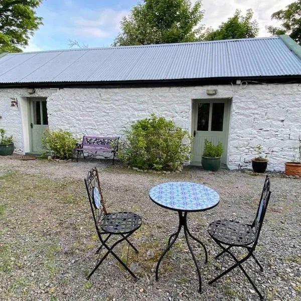 The Milking Parlour, отель в городе Collinstown