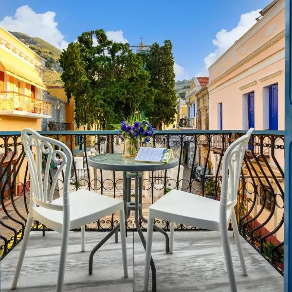 Ritzi Apartment, hotel en Symi