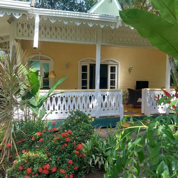 Playa Negra Guesthouse, hotel in Cahuita