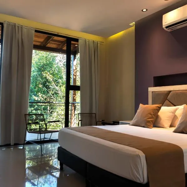 Tekoa Lodge, hotel in Puerto Iguazú