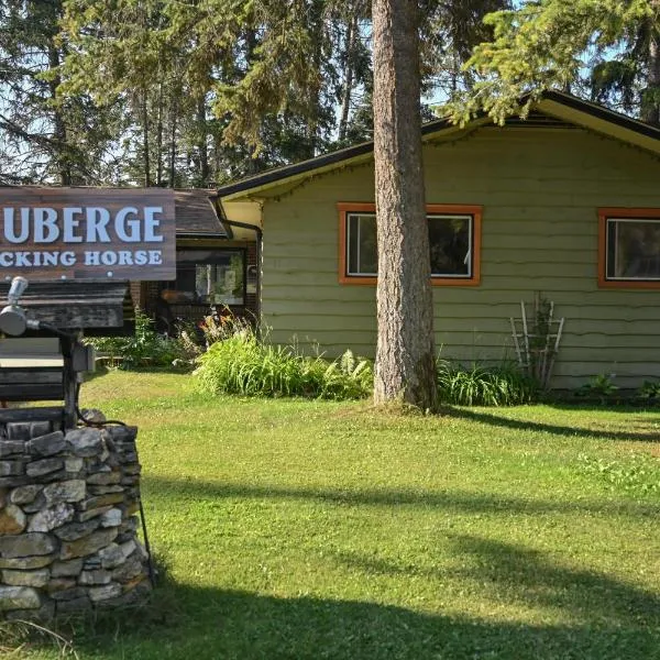 Auberge Kicking Horse Guest House, ξενοδοχείο σε Golden