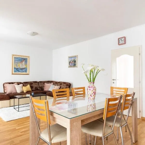 Apartman Mak, hotel in Kaštela