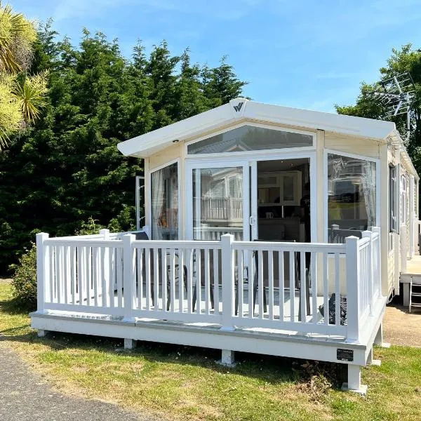 3 Bedroom Caravan LG34, Lower Hyde, Shanklin, hotell sihtkohas Shanklin