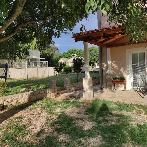 Joy I, hotell Šibenikis