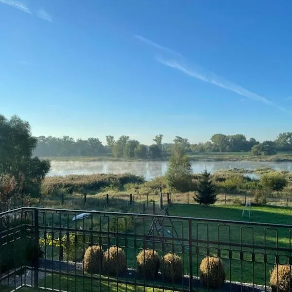 Dom nad rzeką, hotel v destinaci Tschicherzig Kreis Züllichau