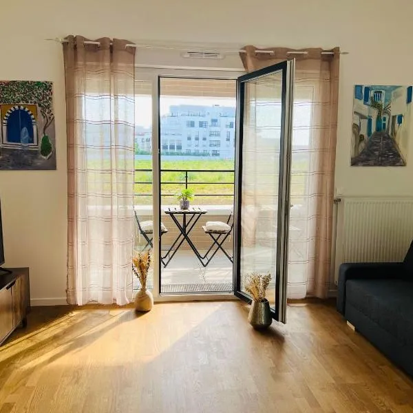 Cosy chez FIFI, Hotel in Chessy