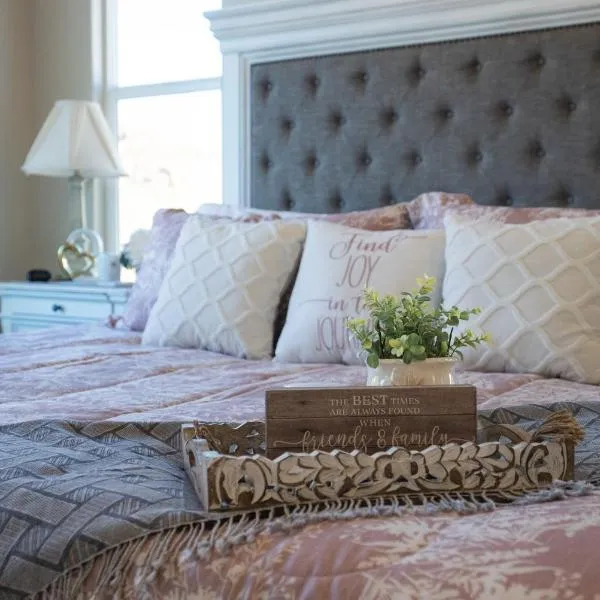 South Zion Coral Cliffs - 4 bed, 3 bath, hot tub, deck, hotel in Hildale