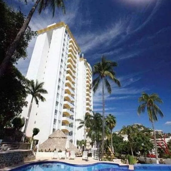 Departamento con vista al mar, albercas y juegos, hotel in Acapulco