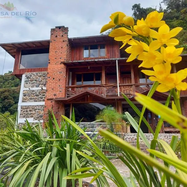 Casa del Río Jardín Botánico y Avistamiento de Aves, hotel in Baeza