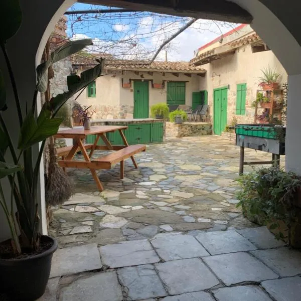 To Spiti Sto Xorko, hotell sihtkohas Lythrodontas