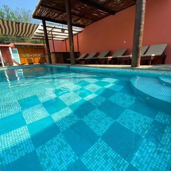 Casa Suites Minizoo, hotel di Puerto Escondido