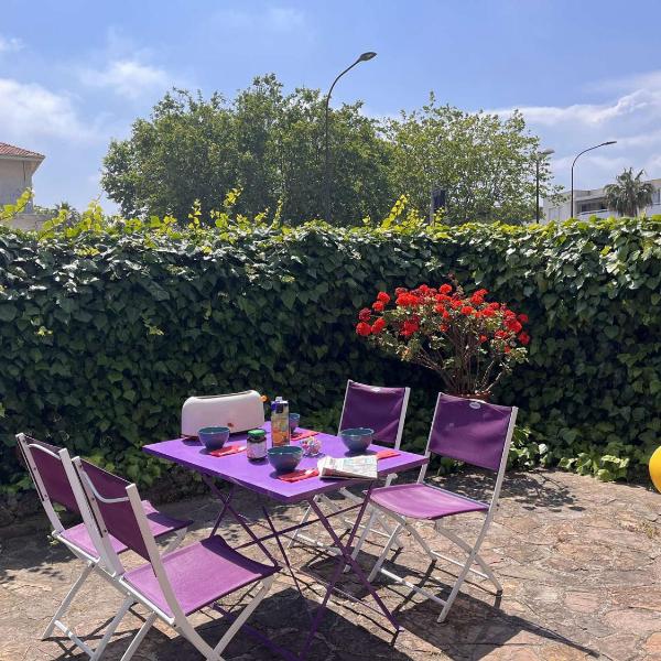 Appartement T2 avec Terrasse et Parking Privé à 300m de Port Fréjus - FR-1-226A-58