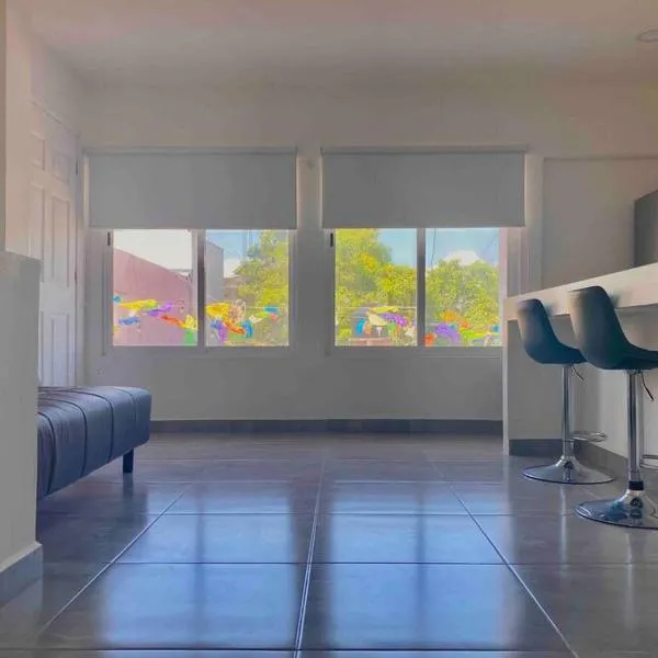 5th Av Studio Close to the Beach ADO Ferry & Mall, hotel v destinácii Playa del Carmen