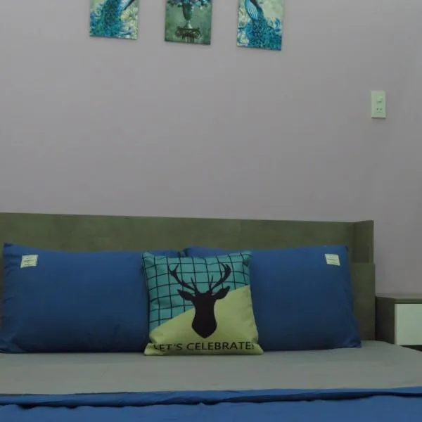 HO GIA AN Home - King Room，位于Ấp Lợi Ðủ的酒店