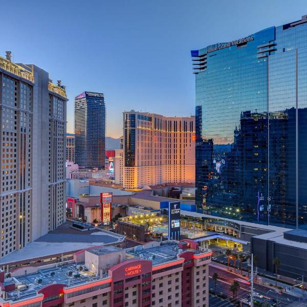 MGM Signature-25-815 Strip View Balcony Studio, Las Vegas
