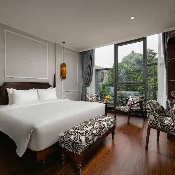 Salute Premium Hotel & Spa, hotel i Hanoi