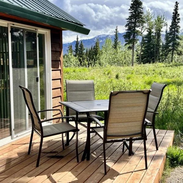 2 King Bedrooms each with full bath, Amazing Views!, hotel in McKinley Park