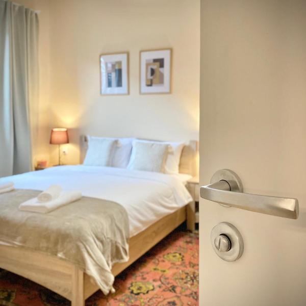 Top Centre Sofia Apartment for 6 Guests, Sofia